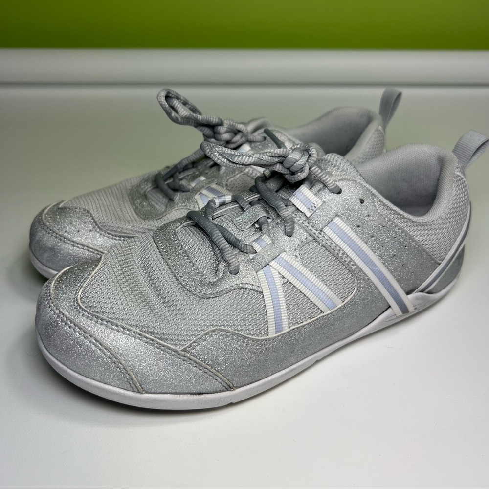 Women’s Silver Glitter Athletic Sneakers - Lightweight Comfort